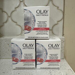 3 Packs Olay 5 in-1 Daily Hydrating  Water Activated Dry Cloths 33 Ct Each